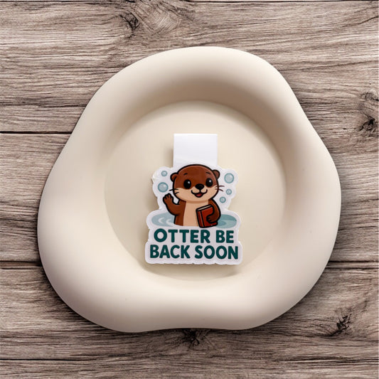 Missing someone? This otter magnetic bookmark offers a sweet return for cozy gifters and readers who treasure reconnection.