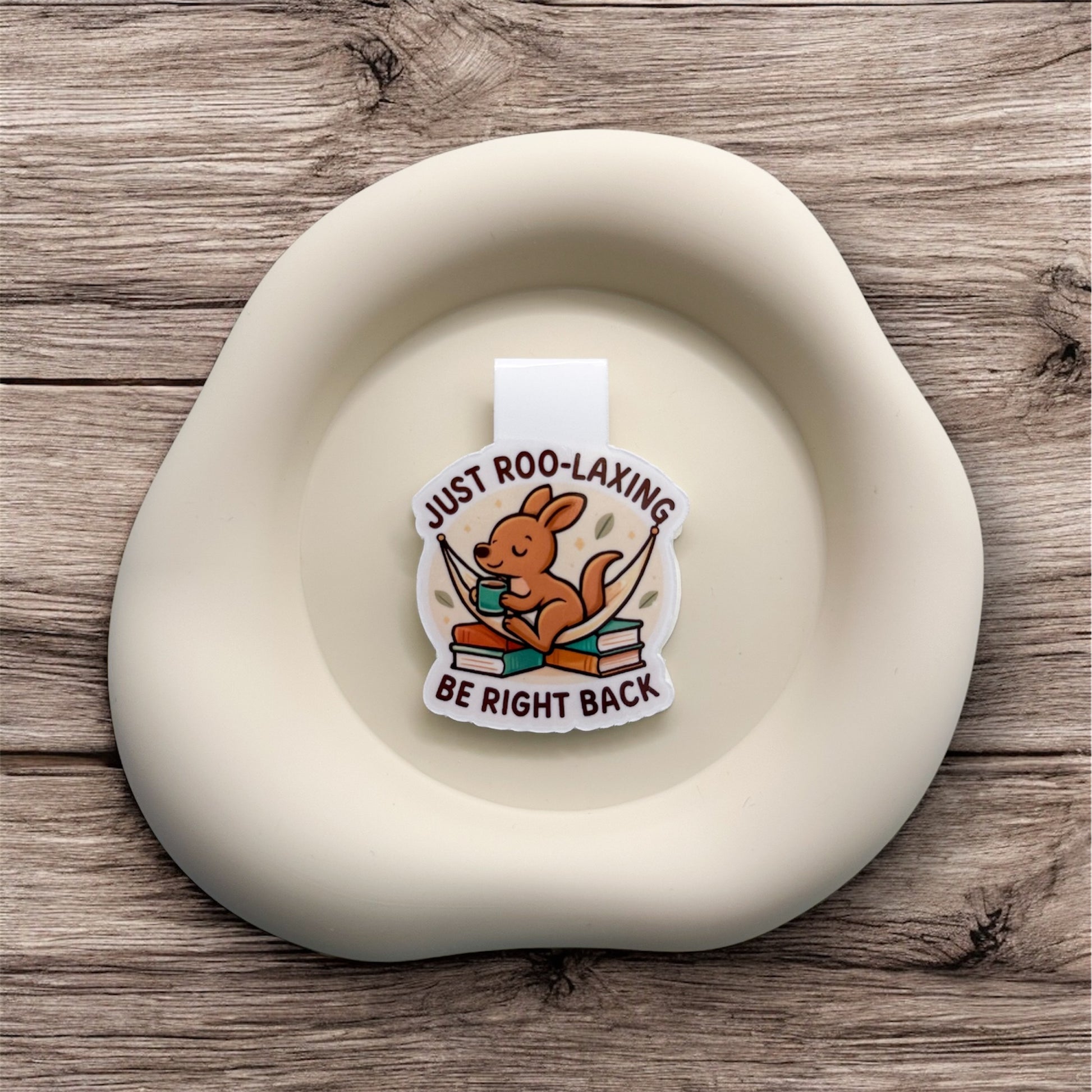 Feeling overstretched? This kangaroo magnetic bookmark gently supports solo workers, highly sensitive people and those needing permission to pause.