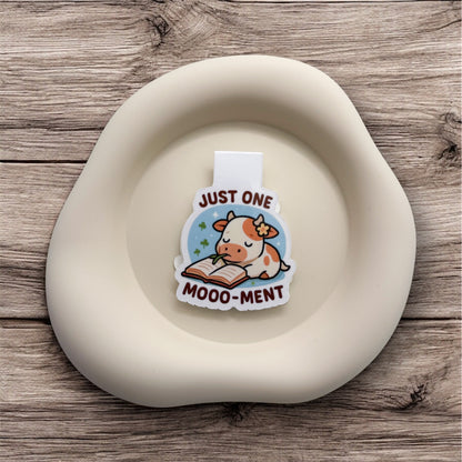 Feeling mentally full? This magnetic cow bookmark offers a calming moment of stillness for mindful readers and quiet gift-givers.